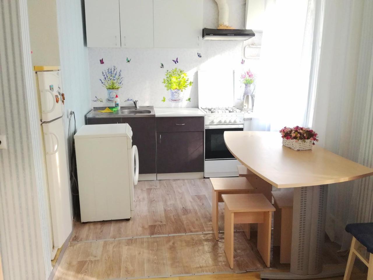 Standard Apartment On Umanskaya Kyiv Exterior foto