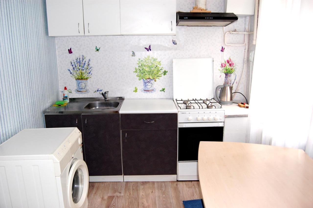Standard Apartment On Umanskaya Kyiv Exterior foto