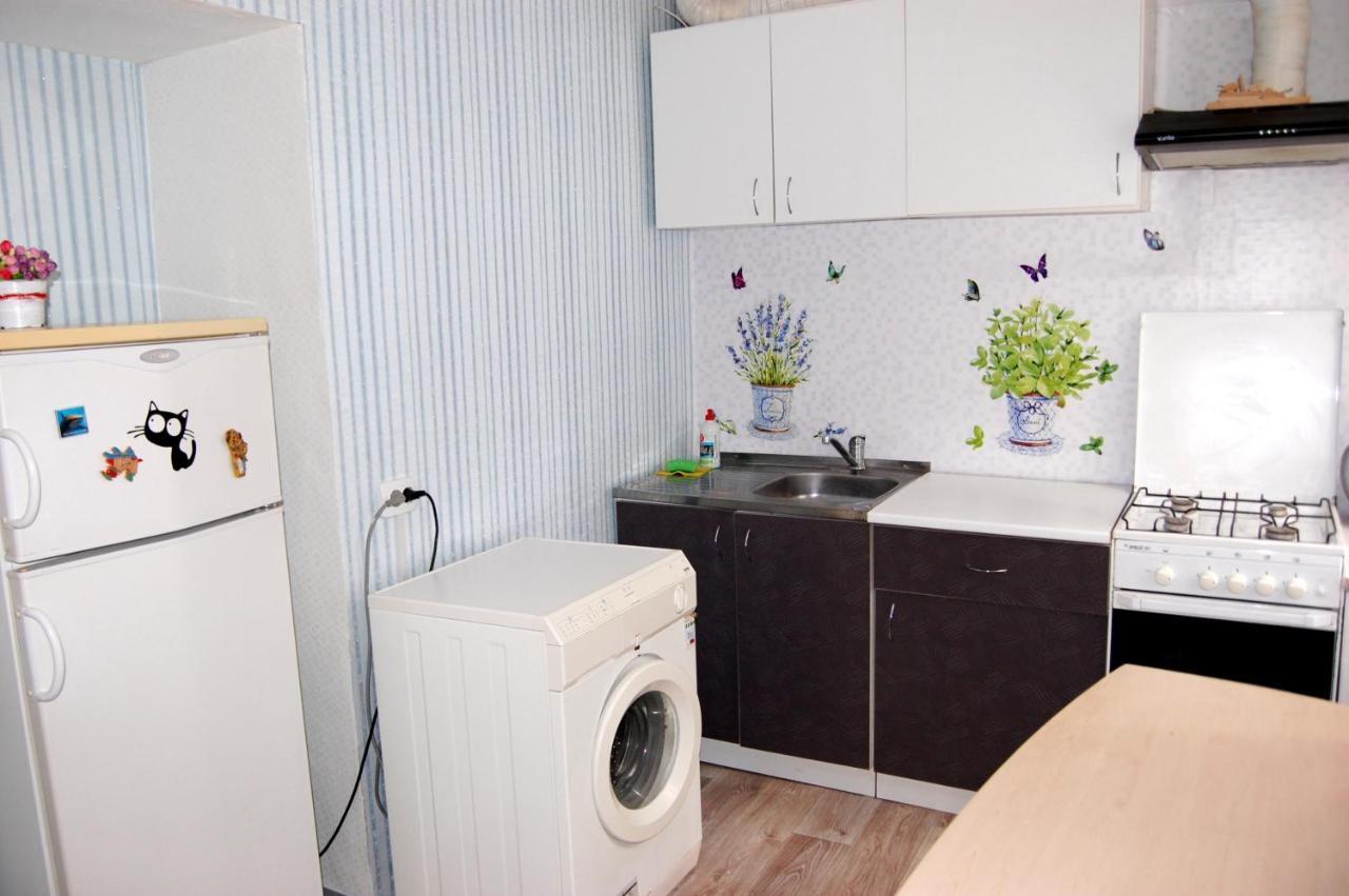 Standard Apartment On Umanskaya Kyiv Exterior foto